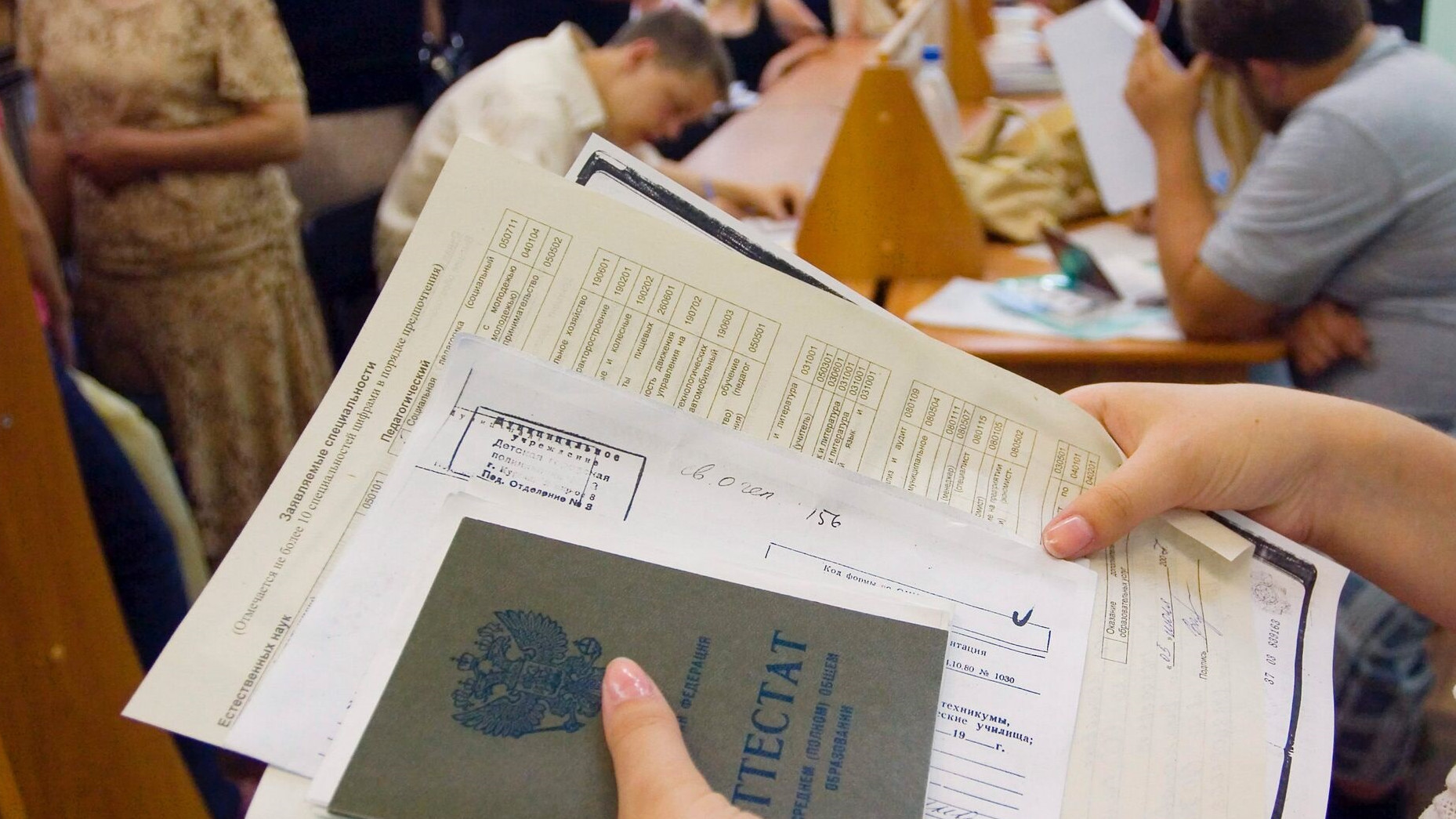 Помогли девочке из многодетной семьи подать документы в учебное заведение,в связи с отсутствием прописки в паспорте