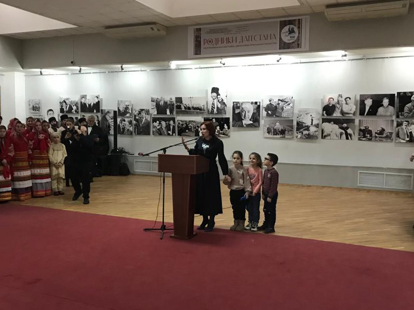 Приобщение детей к истокам народного искусства